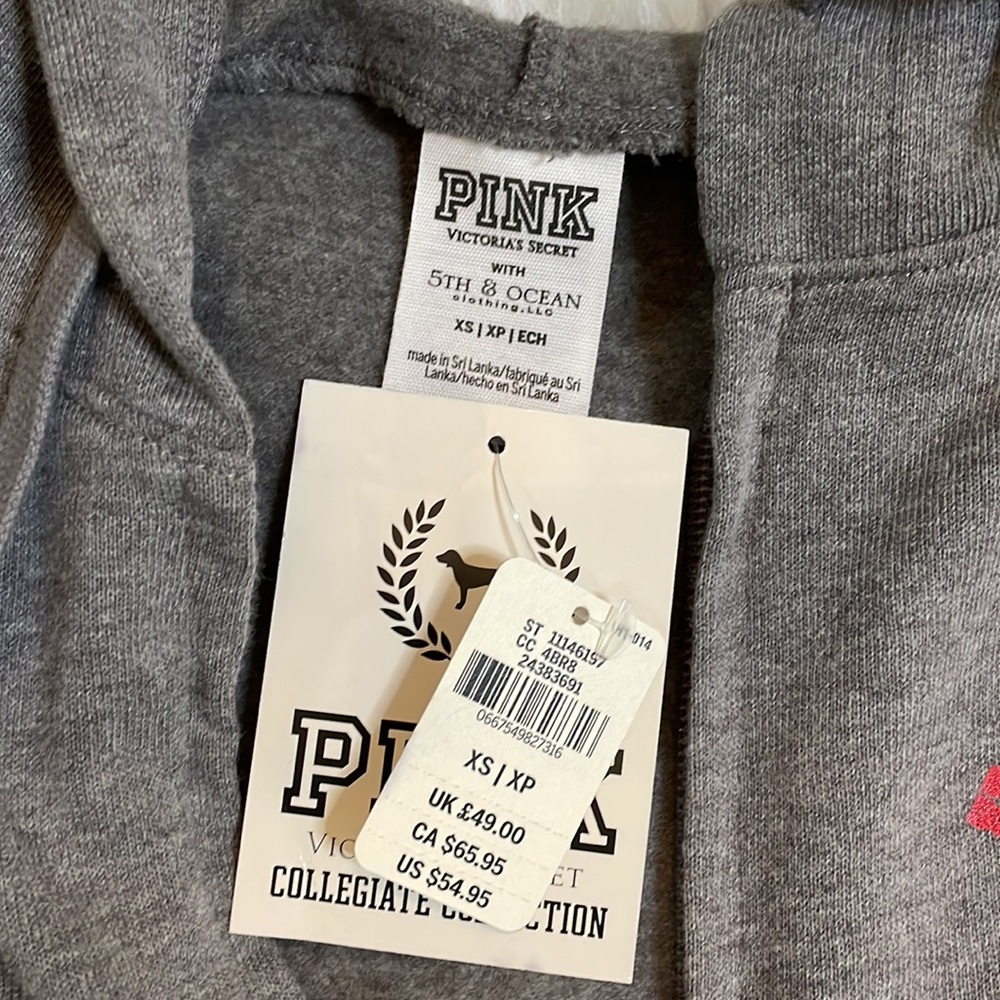 Victoria's Secret PINK Collegiate Collection Sweatshirt & Sweat-pant Set - UGA - Picture 7 of 16
